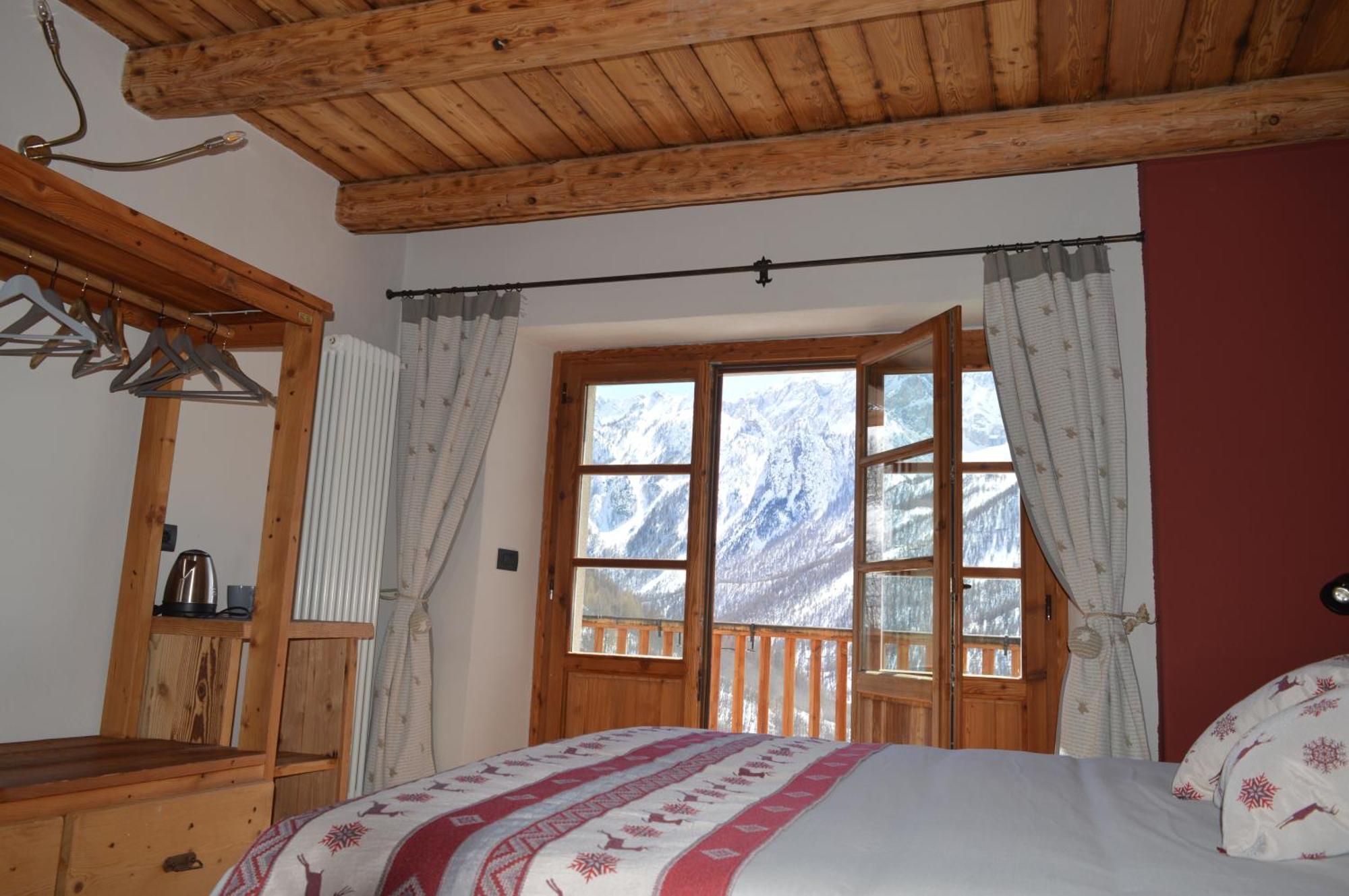 Rifugio Di Chiappera Hotel Kültér fotó
